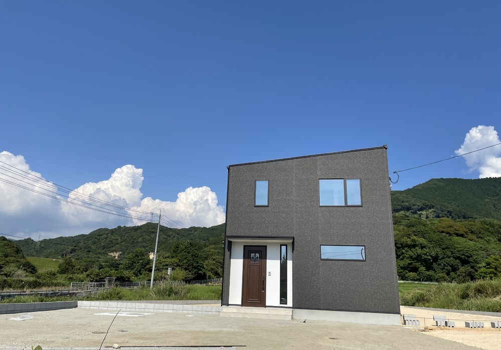豊浦町川棚N様邸『ジブンハウス79Aアンティコ』完成しました！ | 下関市の寺内不動産株式会社のギャラリーでは過去の実績をご覧いただけます