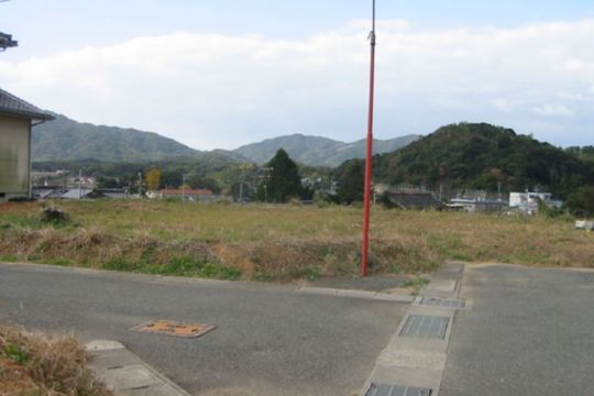 売地