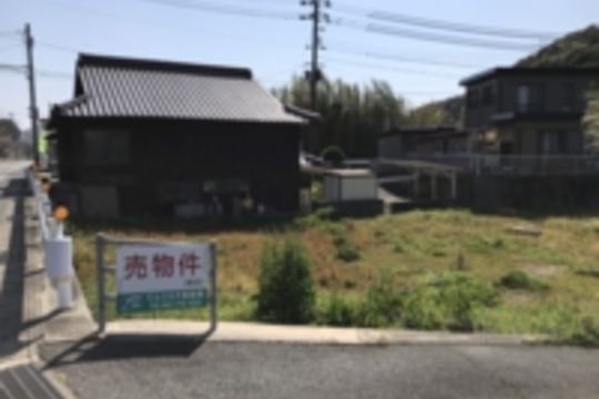売地