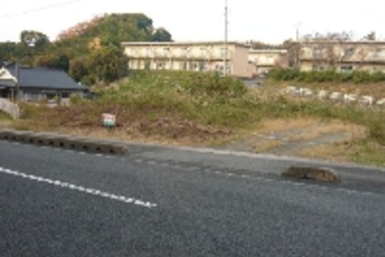 売地